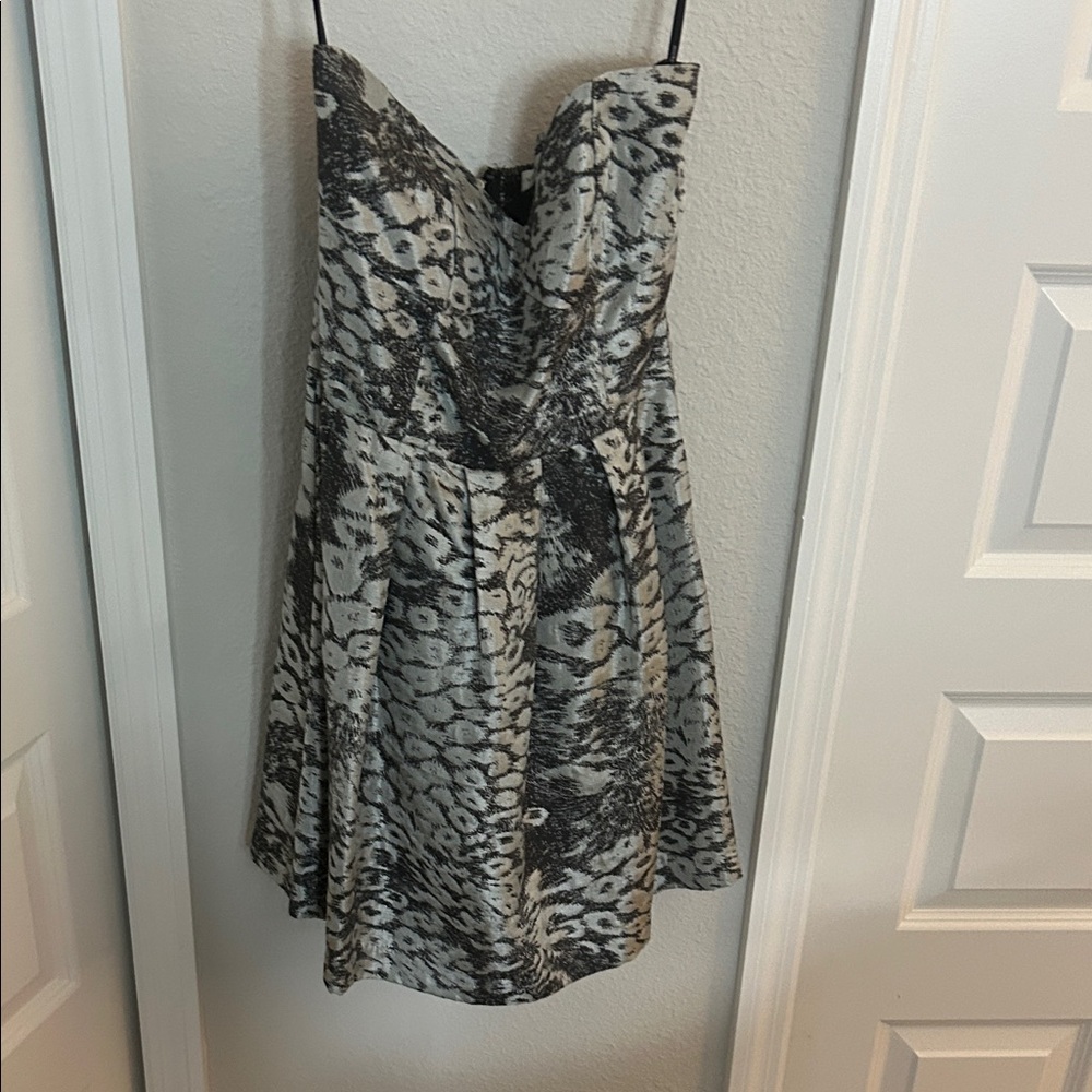 MINKPINK Strapless Black and Gray Dress
